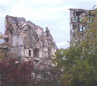 Oktober 2006: Abbrucharbeiten in MchH
